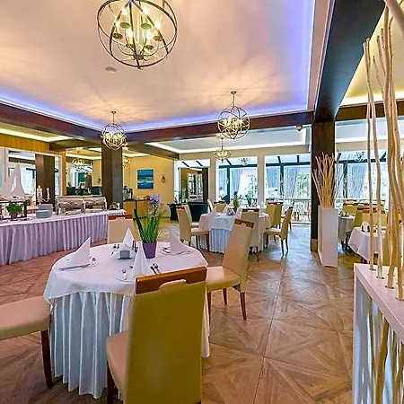 Lech & Resort